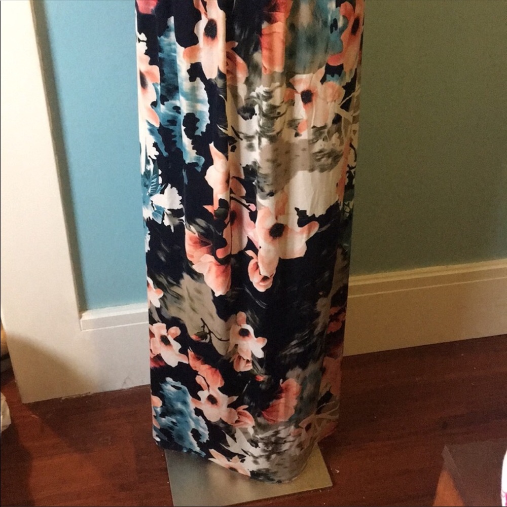Strapless maxi dress - Picture 2 of 3